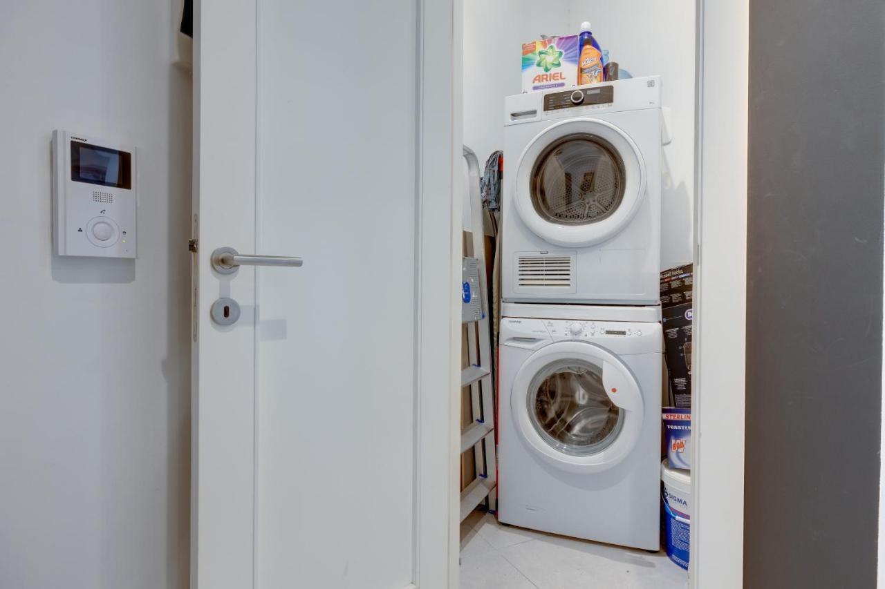 Seaview Location In Sliema